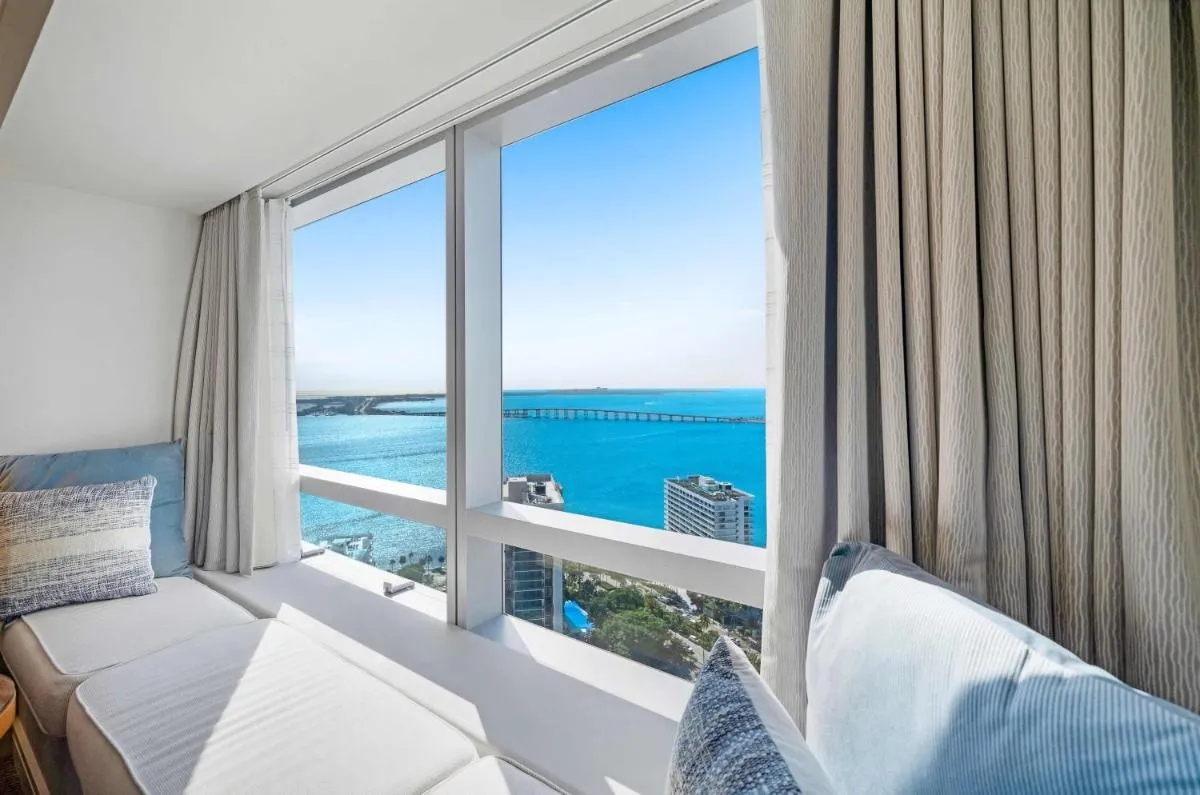 Image 4 of Casiola Apartments in Four Seasons Miami