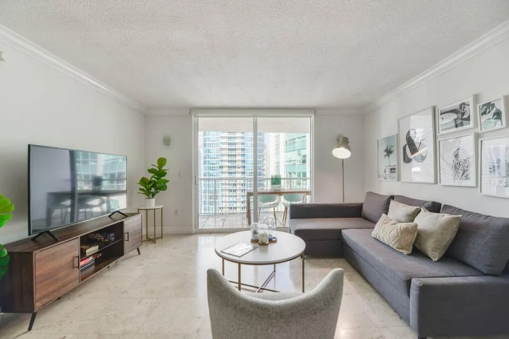 Image 5 of Centric Modern 40thFloor Brickell Condo FREE parking by Palermo Home Miami