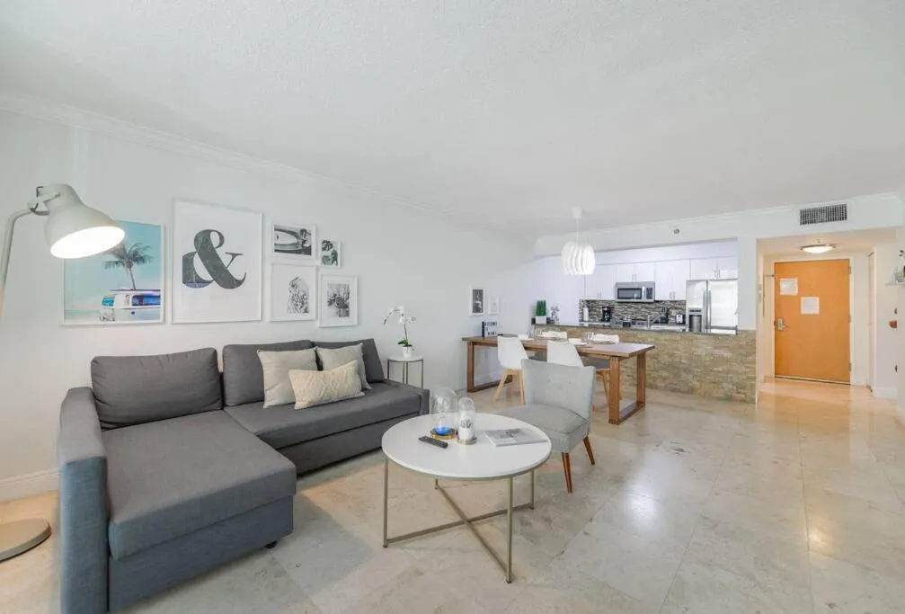 Image 4 of Centric Modern 40thFloor Brickell Condo FREE parking by Palermo Home Miami