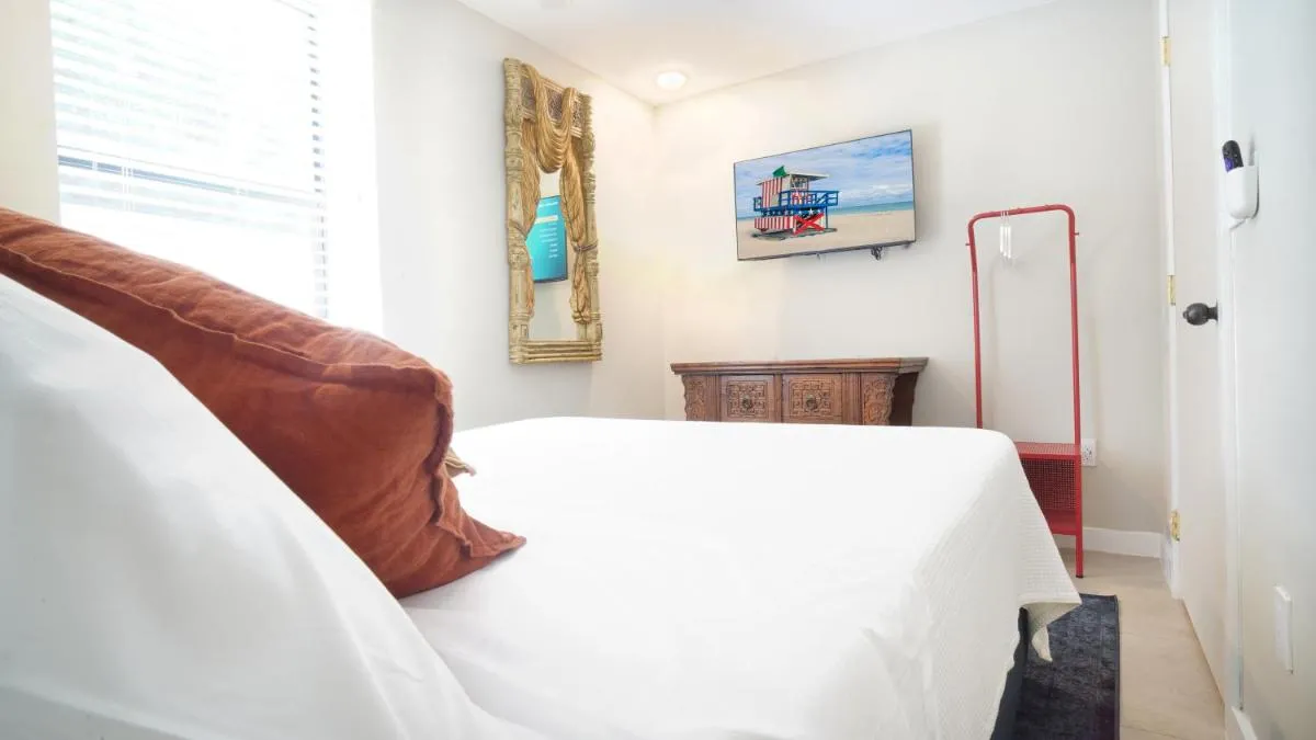 Image 6 of Charming Apartment: Comfort Awaits