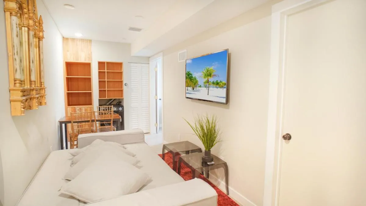 Image 4 of Charming Apartment: Comfort Awaits