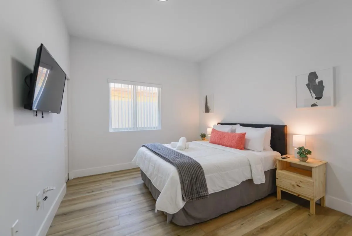 Image 6 of Charming Apt Near to Stadium LoanDepot Park