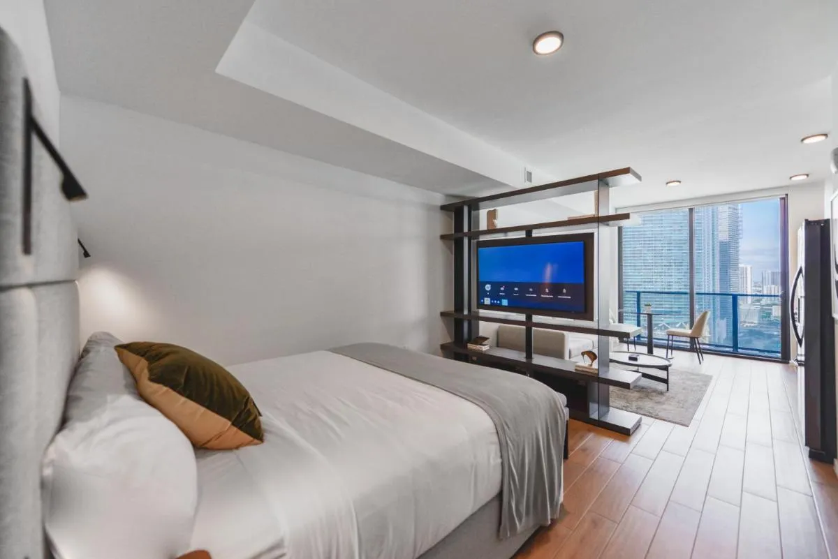 Image 2 of Charming Studio Apartment in an Exclusive Oasis