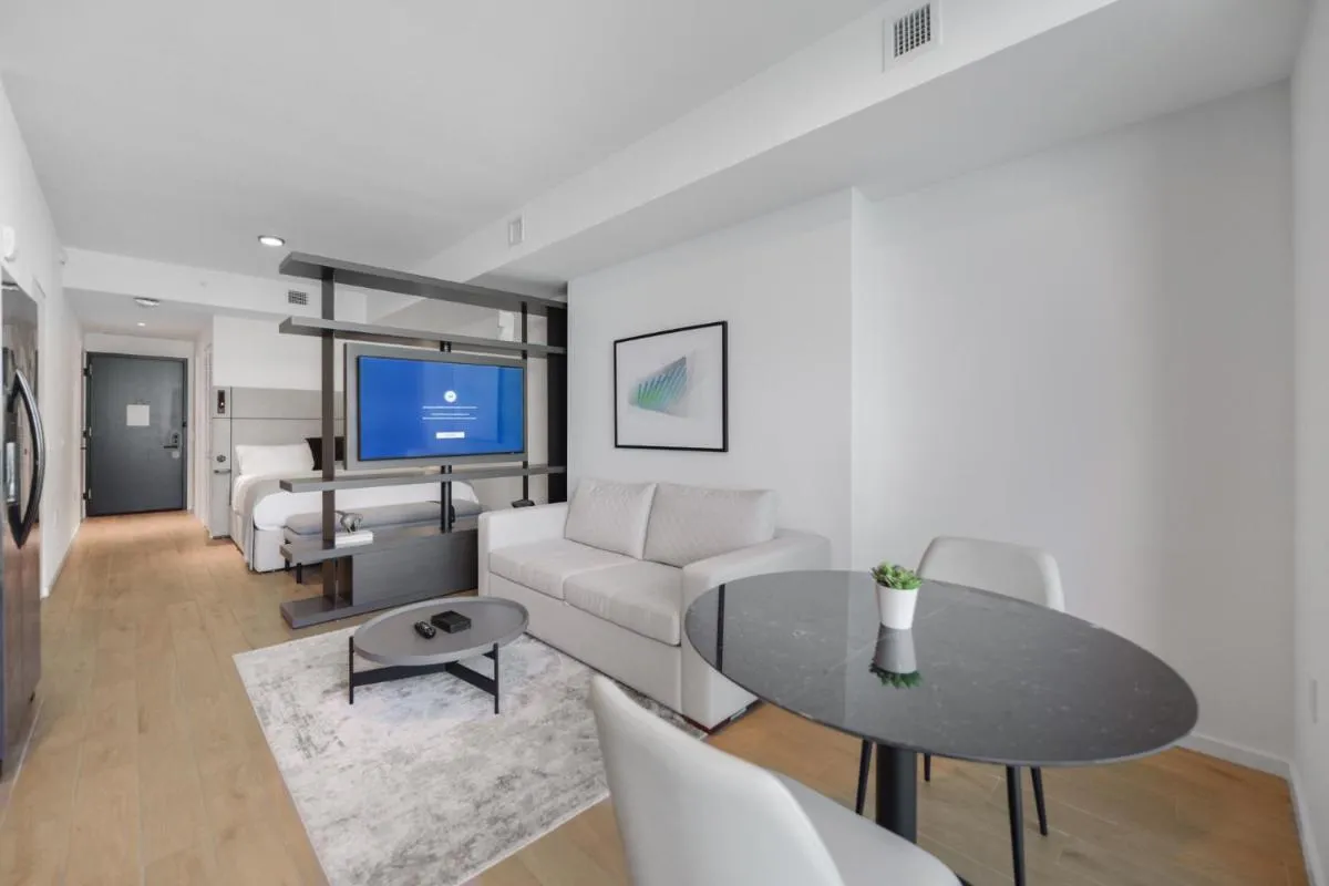 Image 3 of Charming Studio Apartment in an Exclusive Oasis