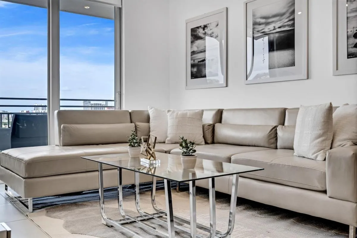Image 6 of Chic 3 Bed Retreat Mins Brickell With Free Parking