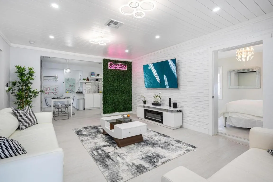 Image of Coco Loco – Little Havana