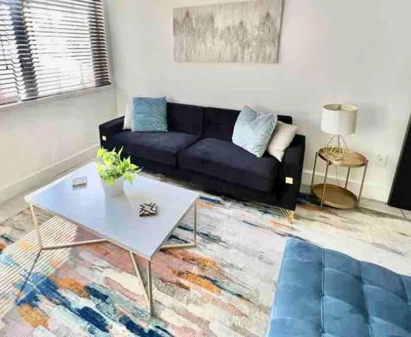 Image 1 of Cocont Grove, walking distance to everything!