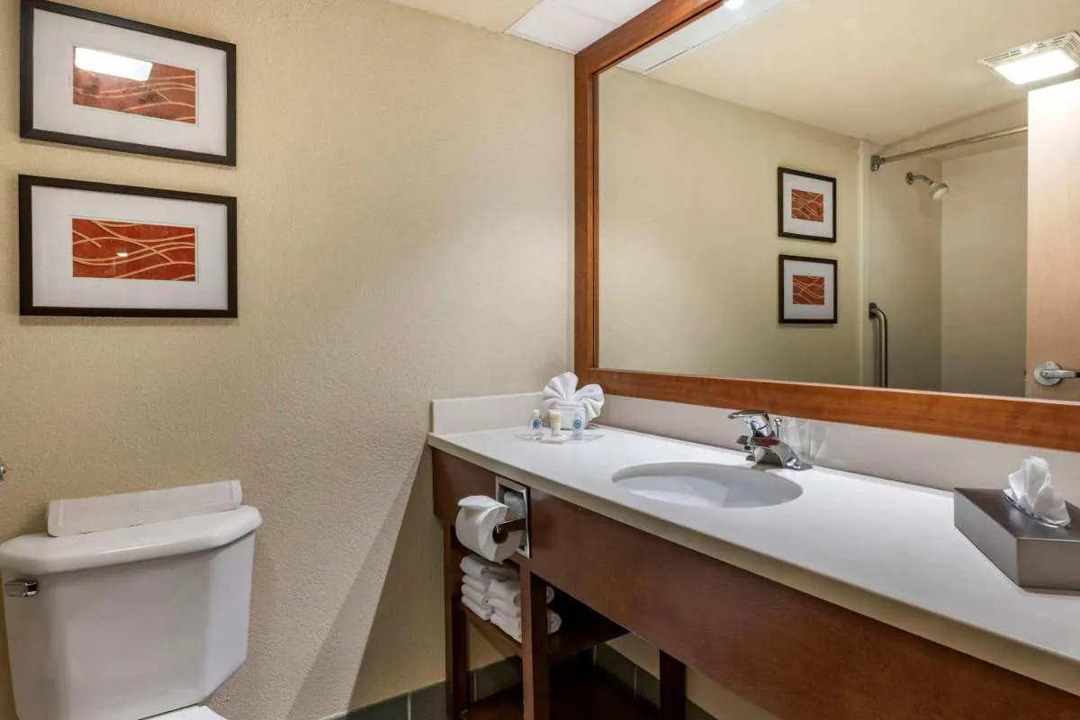 Image 2 of Comfort Suites Miami – Kendall
