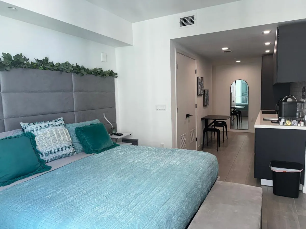 Image 1 of Comfortable Studio with King Bed and Queen Sofa-bed