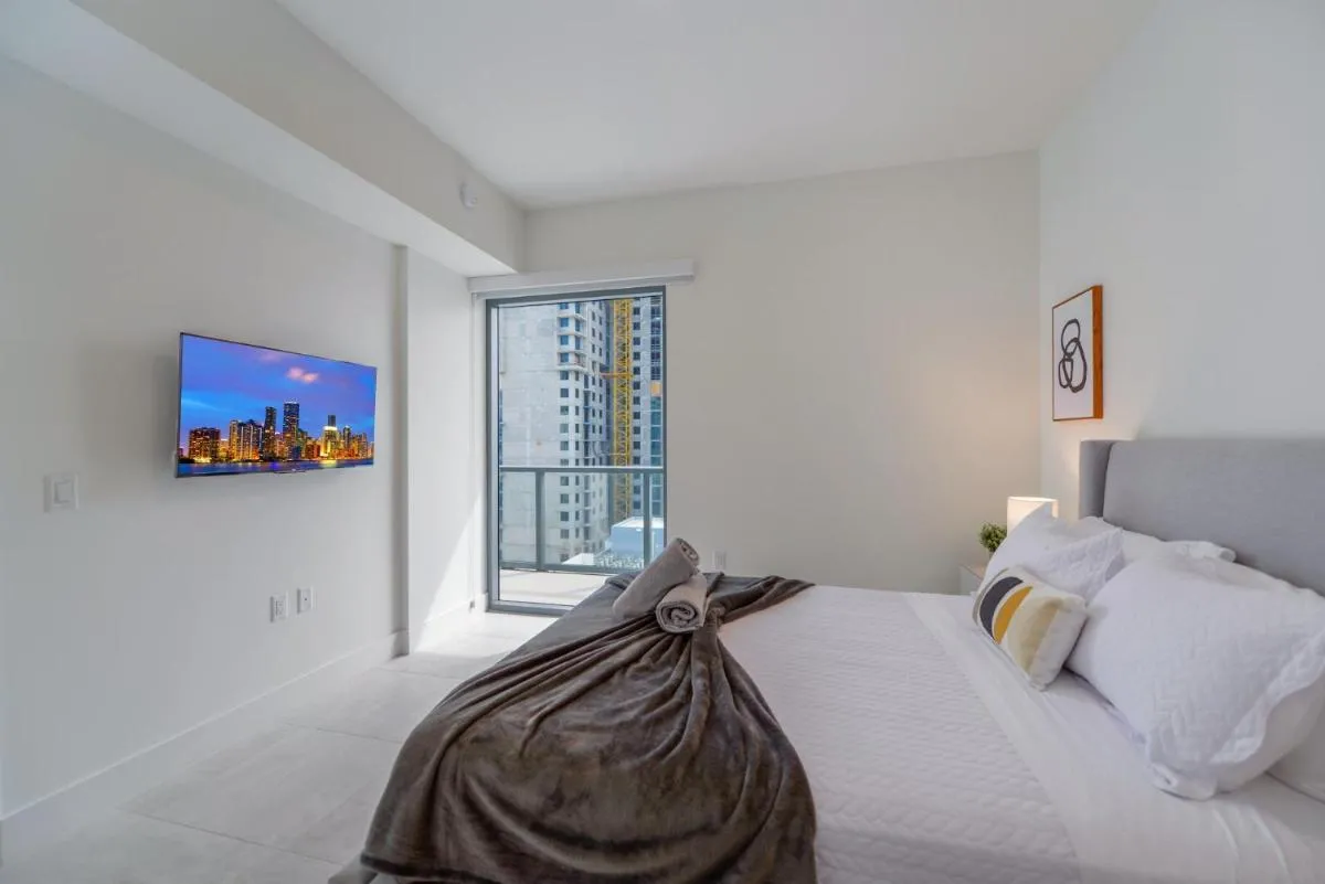 Image 2 of Condo with Amazing Views in the Heart of Brickell