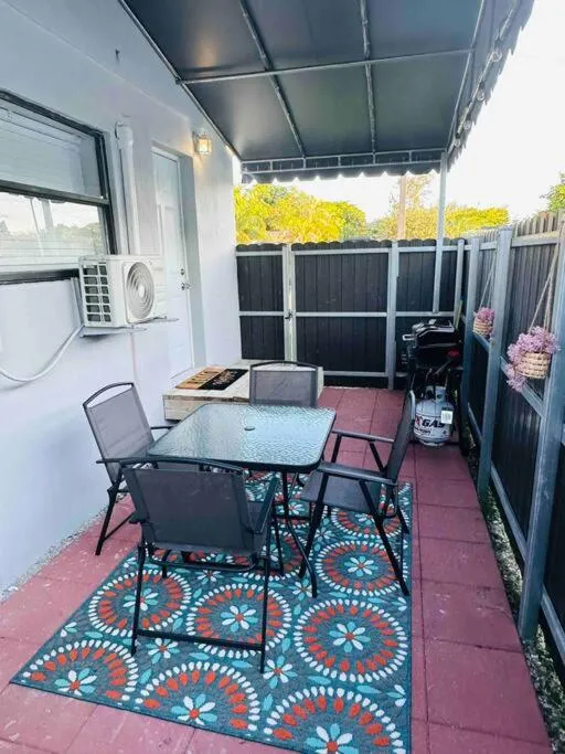 Image 6 of Coral Gables Miami Studio near Airport and Beaches