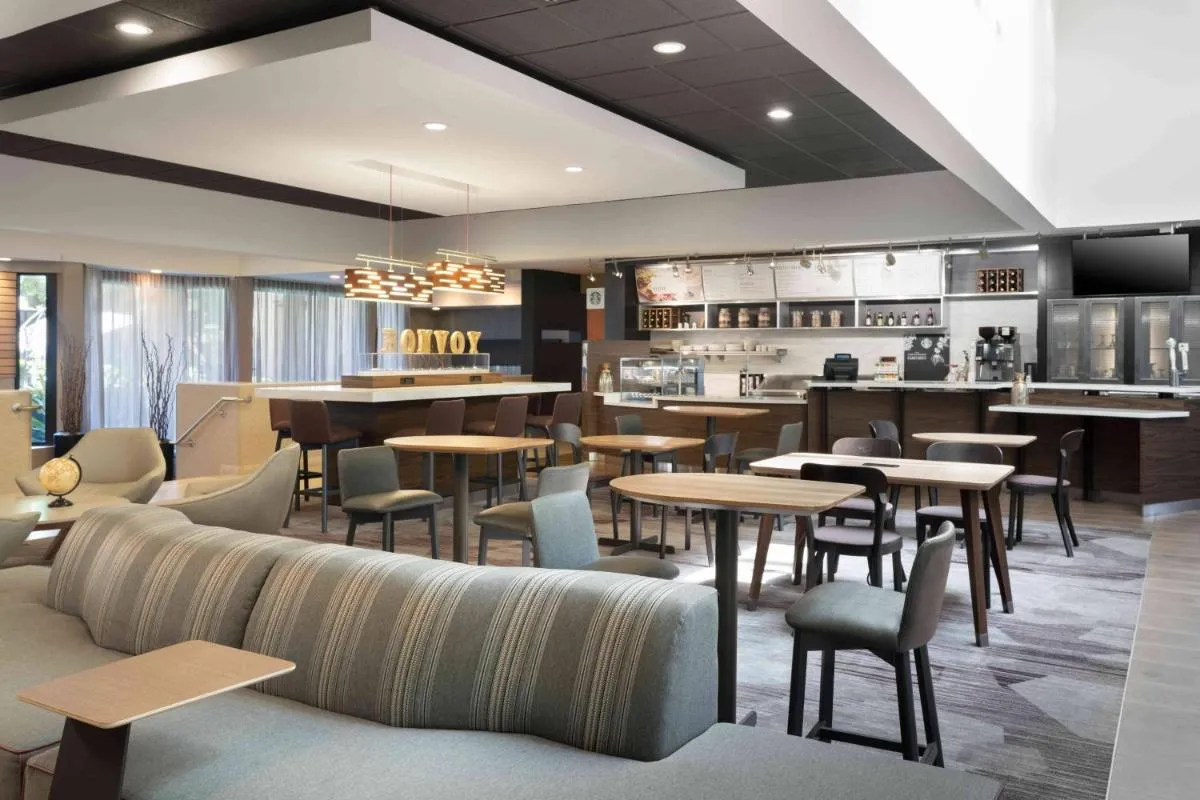Image 4 of Courtyard Miami Airport West Doral
