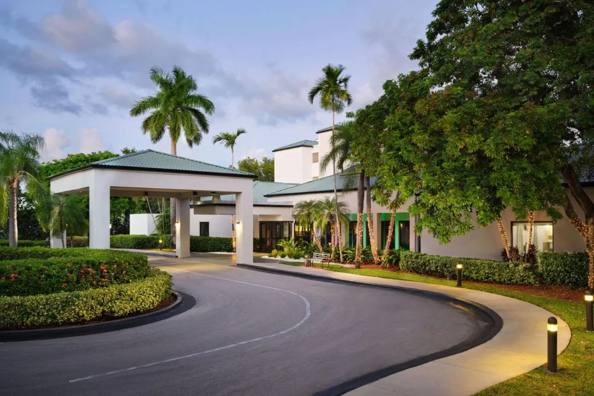 Image 6 of Courtyard Miami Airport West Doral