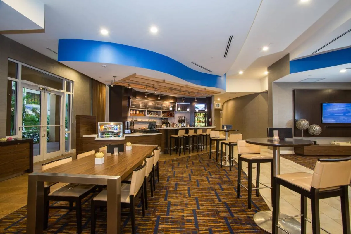 Image 4 of Courtyard Miami Dadeland