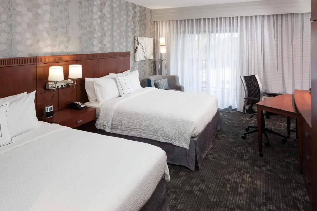 Image 5 of Courtyard by Marriott Miami at Dolphin Mall