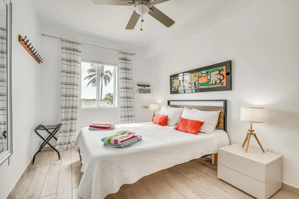 Image 1 of Cozy Miami Beach Apartment Less Than 1 Mi to Ocean!