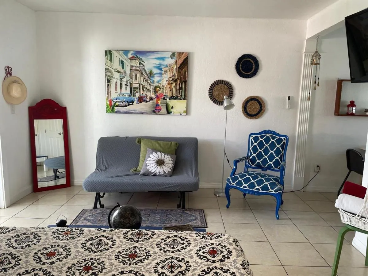 Image 4 of Cozy Studio near Coconut Grove – 7C