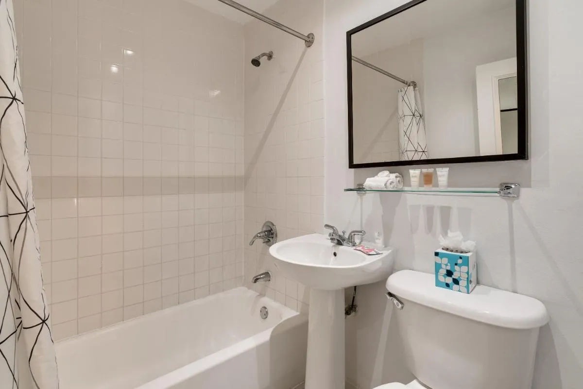 Image 1 of Crest Hotel Suites