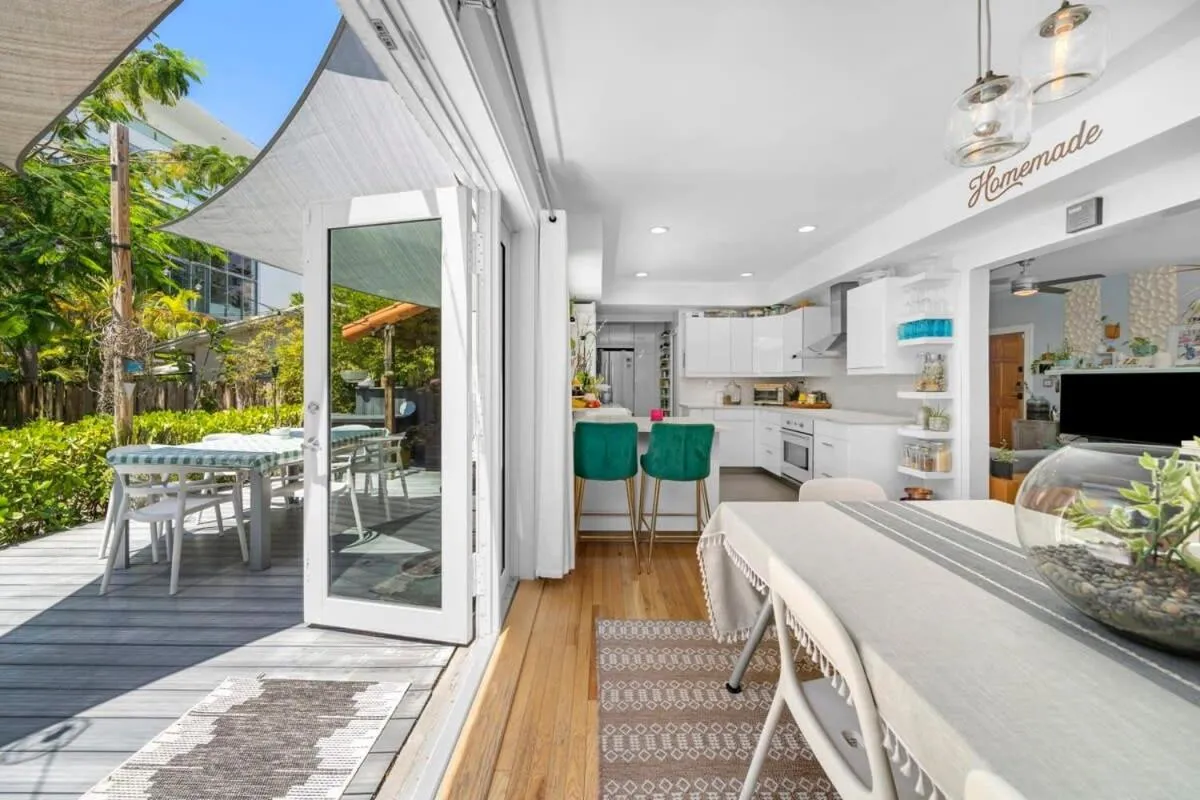Image 3 of Design District Luxury The Perfect 3 Bedrooms Villa