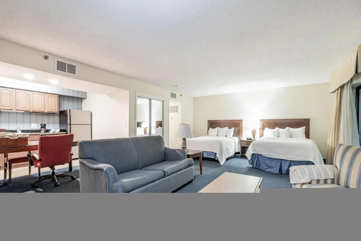 Image 1 of Doral Inn & Suites Miami Airport West