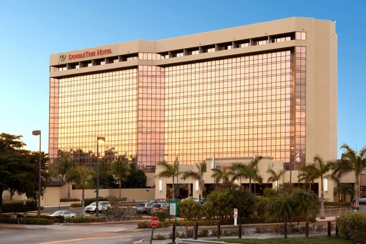 Image 3 of DoubleTree by Hilton Hotel Miami Airport & Convention Center