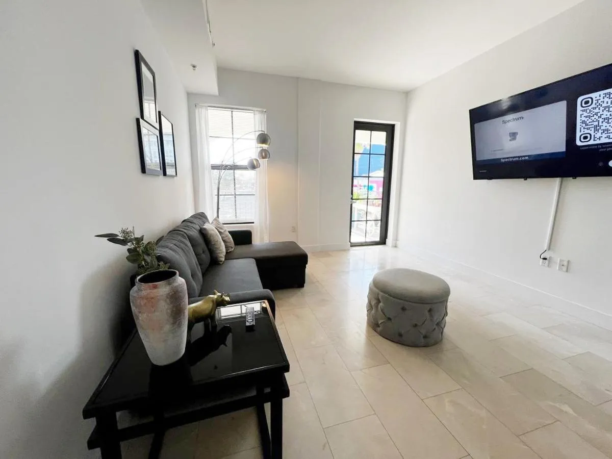 Image 4 of Downtown Miami 2 Bedrooms Apartment