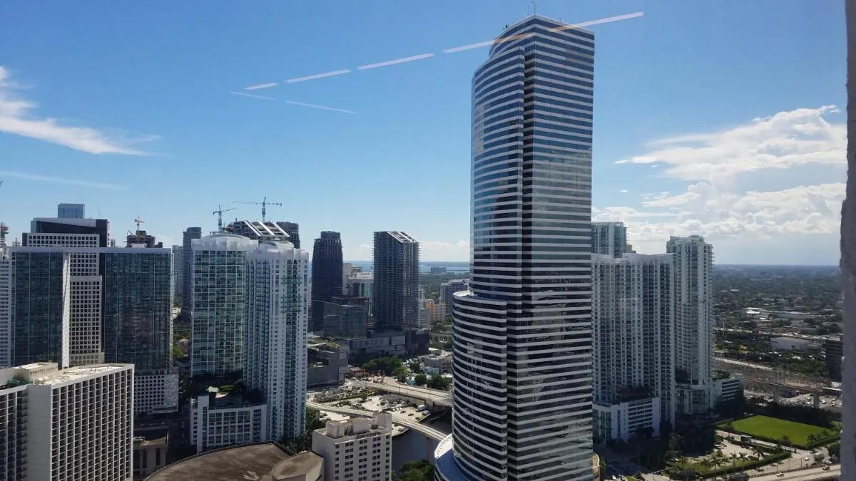 Image 5 of Downtown Miami Deluxe Apartment