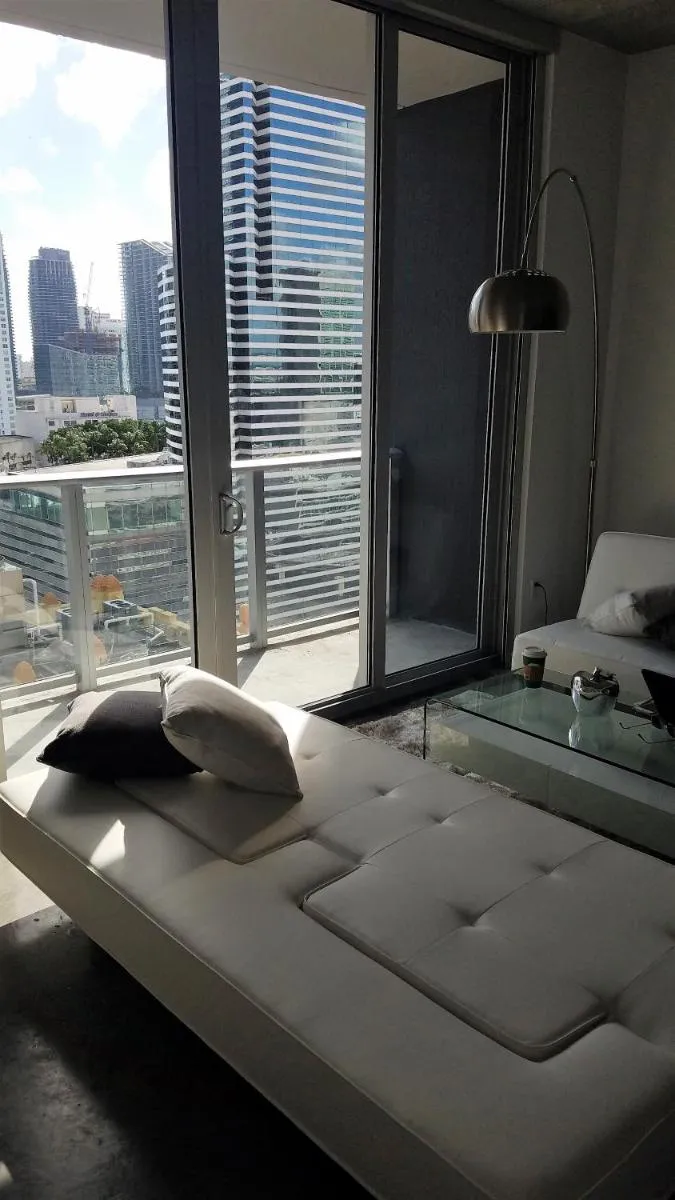 Image 3 of Downtown Miami Deluxe Apartment