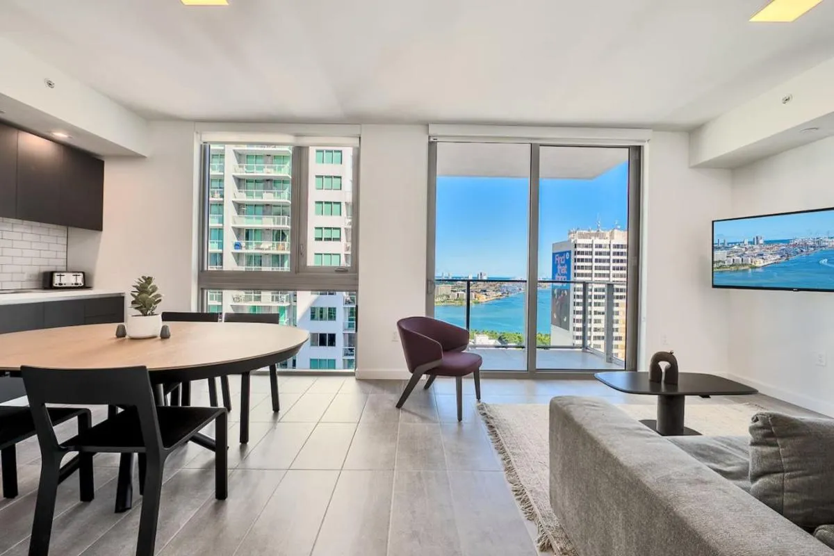Image 3 of Downtown Miami best new place