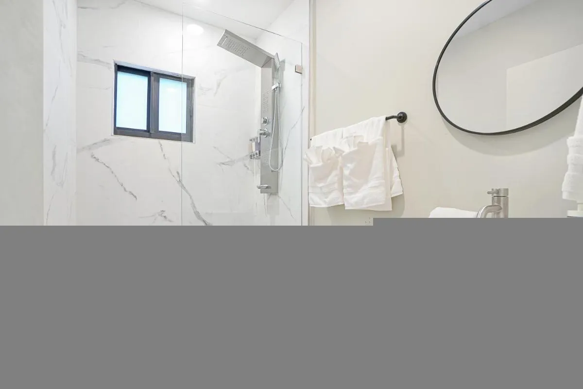 Image 2 of Elegant Brickell Miami Apartment