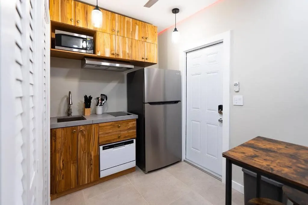 Image 3 of Elegant Miami Apartment East Little Havana / Free Parking