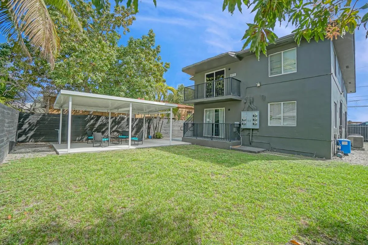 Image 5 of Elegant Wynwood Flats