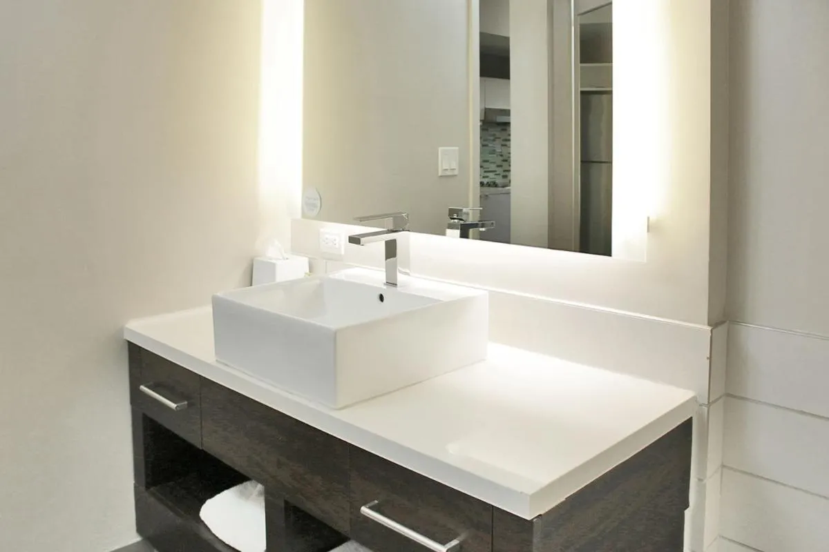 Image 2 of Element Miami Doral