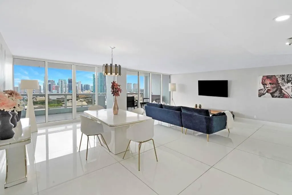 Image of Enchanted! Miami Skyline & Water Views