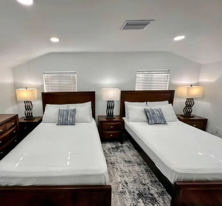Image 1 of Entire 3/1 house near Wynwood!
