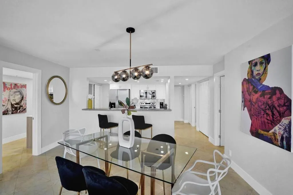 Image 4 of Euphoria – Miami Skyline & Water Views