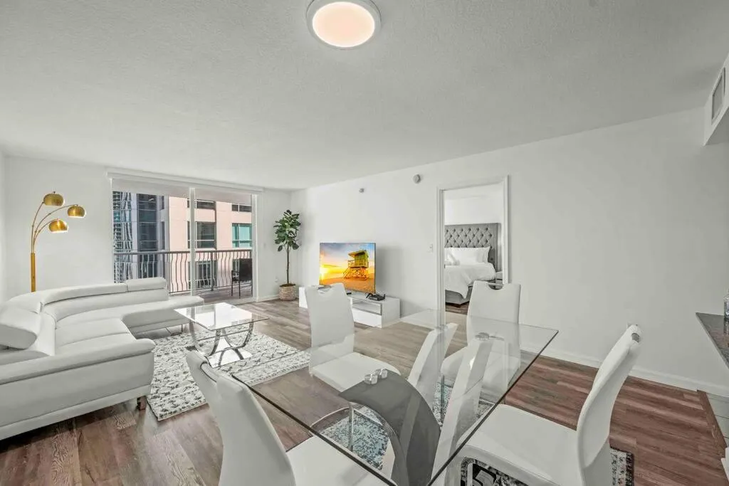 Image of Exceptional Condo • Brickell • Bay & City Views