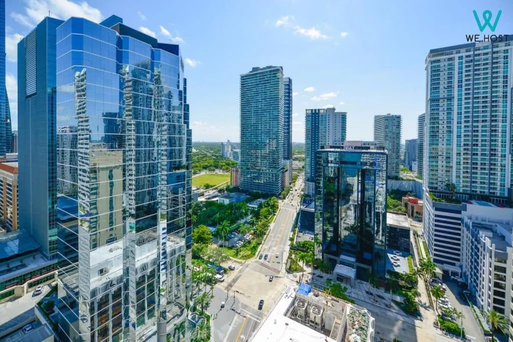 Image 6 of Exquisite High Floor Apartment at Brickell With Pool