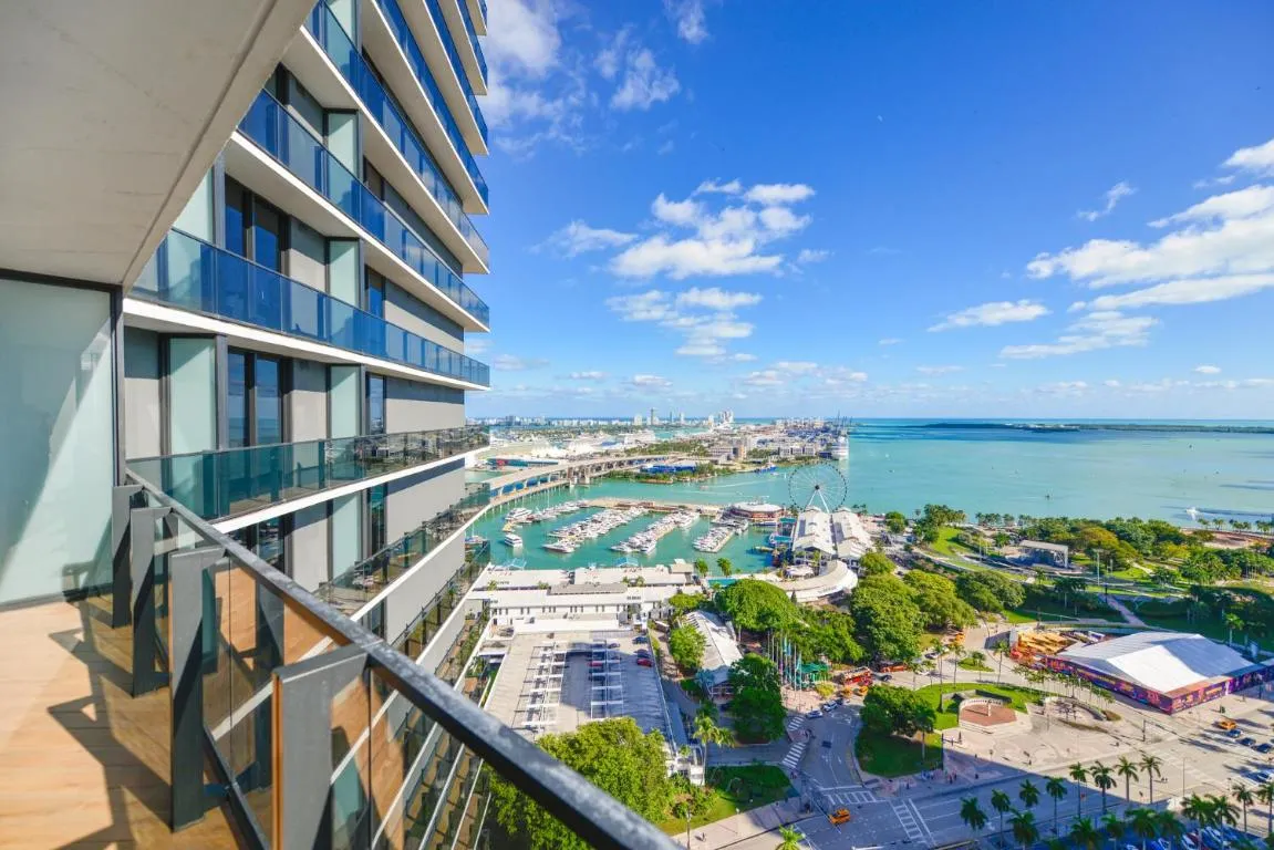 Image of Fabulous Bayside Views Await You in this Apt