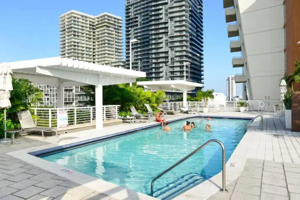 Image of Fantastic Family Relax 2Br condo At Midblock Miami