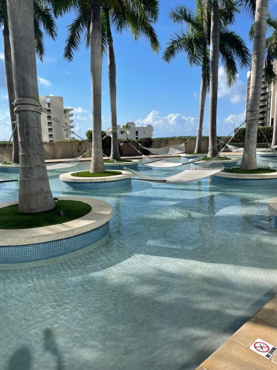 Image 2 of Four Seasons Hotel Miami – Luxury Private Residences