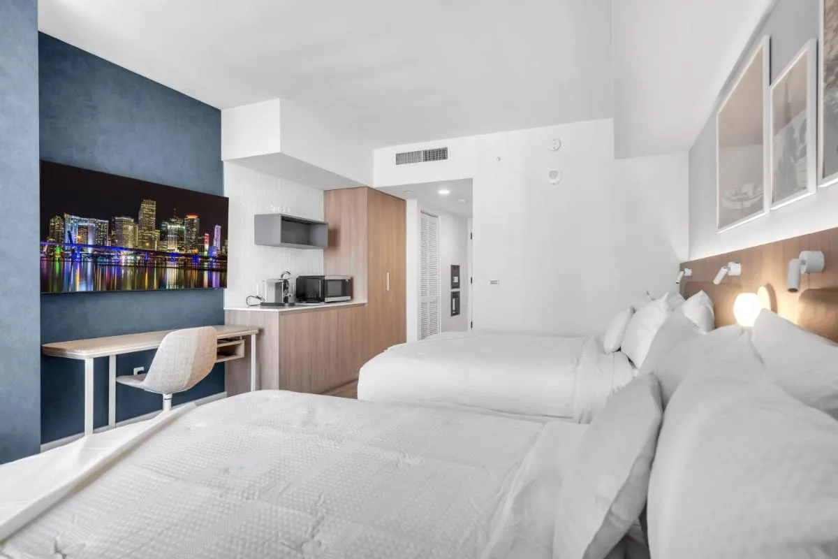 Image 1 of Gale Miami Junior double suite with balcony