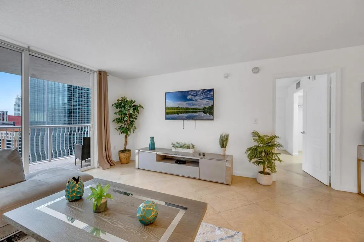 Image 2 of Gorgeous 1BR Condo Brickell-FreeParking