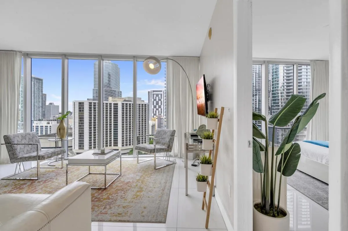 Image 2 of Gorgeous 2BR Icon Brickell-WaterViews-FREESPA