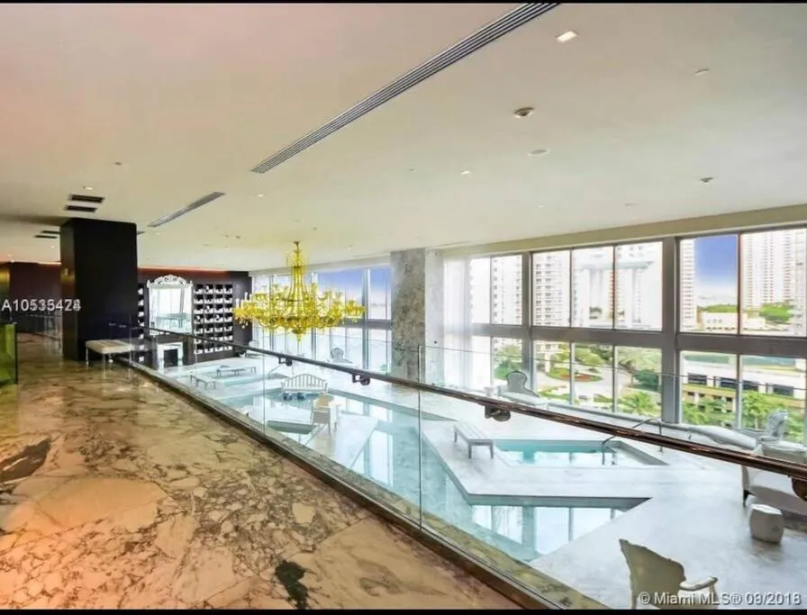 Image 3 of Gorgeous Bay & City view condo in Brickell with Free SPA