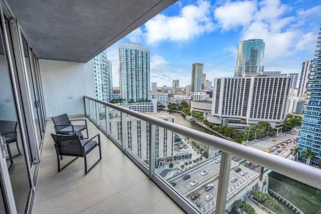 Image 6 of Gorgeous Bay & City view condo in Brickell with Free SPA