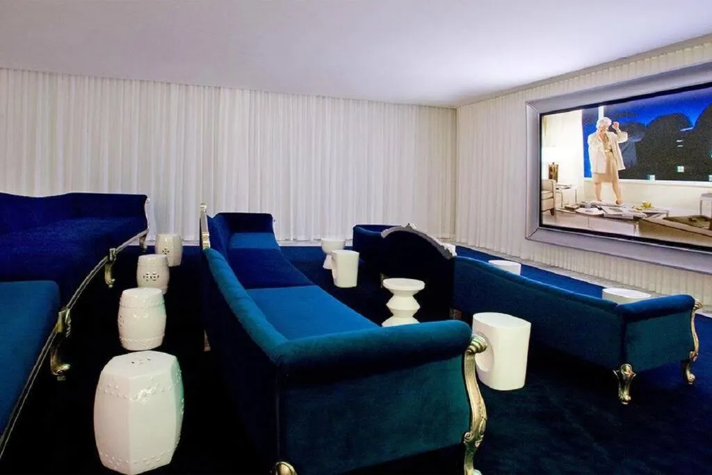 Image 5 of Gorgeous Unit At The W Building Priceless Location