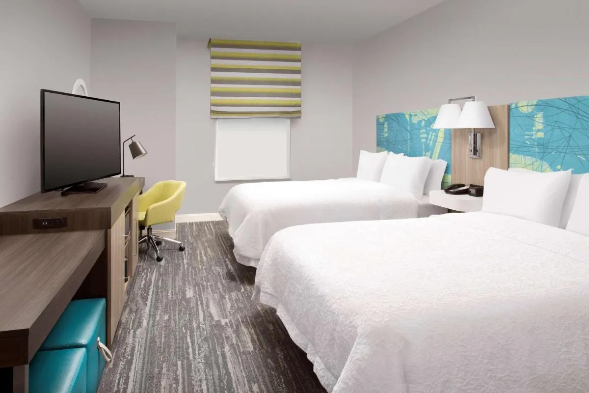 Image 1 of Hampton Inn Miami Airport East