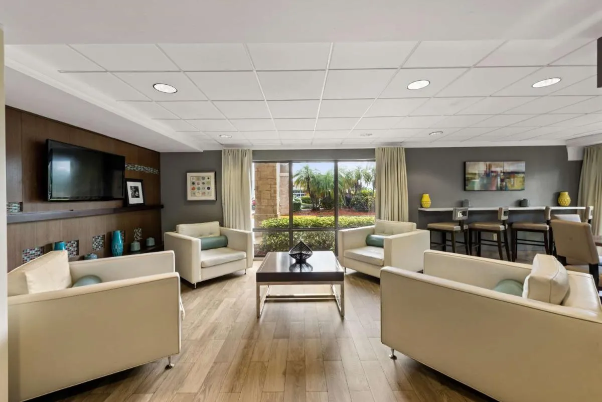 Image 5 of Hampton Inn Miami-Airport West