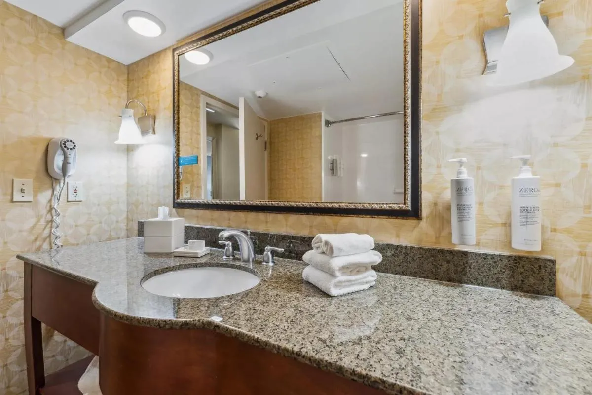 Image 2 of Hampton Inn Miami-Airport West